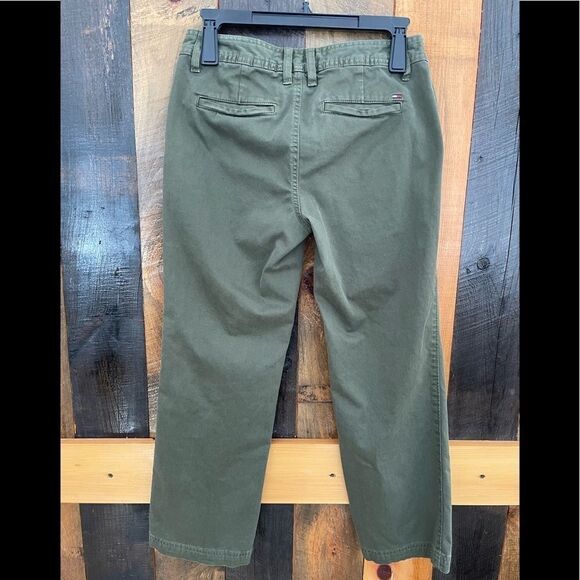 Tommy Hilfiger olive green cotton blend pants with front patch pockets, size 0. - Picture 2 of 5